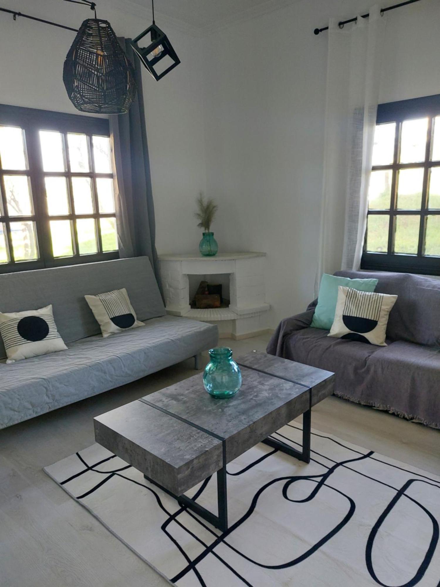Black N' White Cozy Housegarden أليكسانثيربوليس المظهر الخارجي الصورة