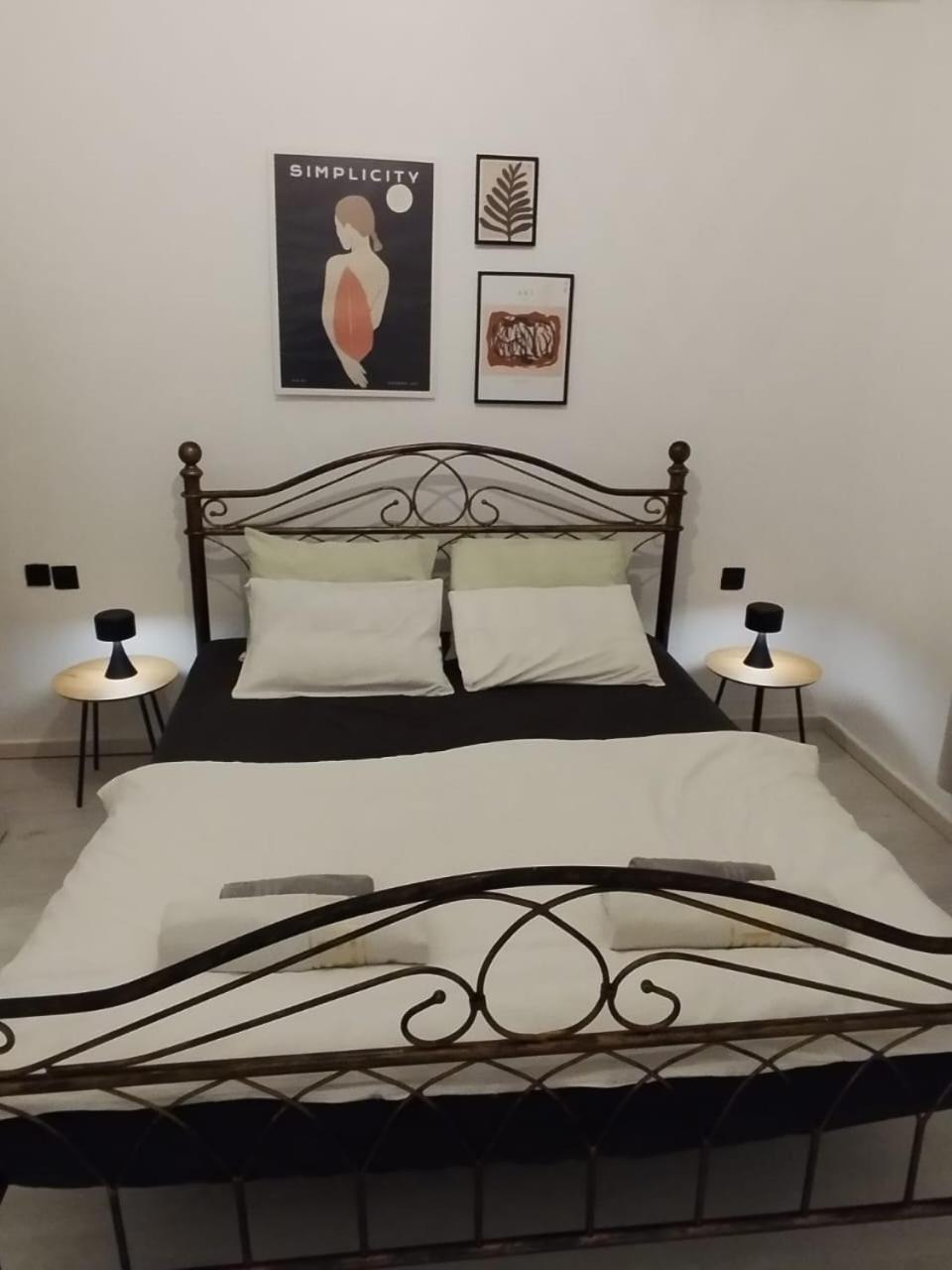 Black N' White Cozy Housegarden أليكسانثيربوليس المظهر الخارجي الصورة